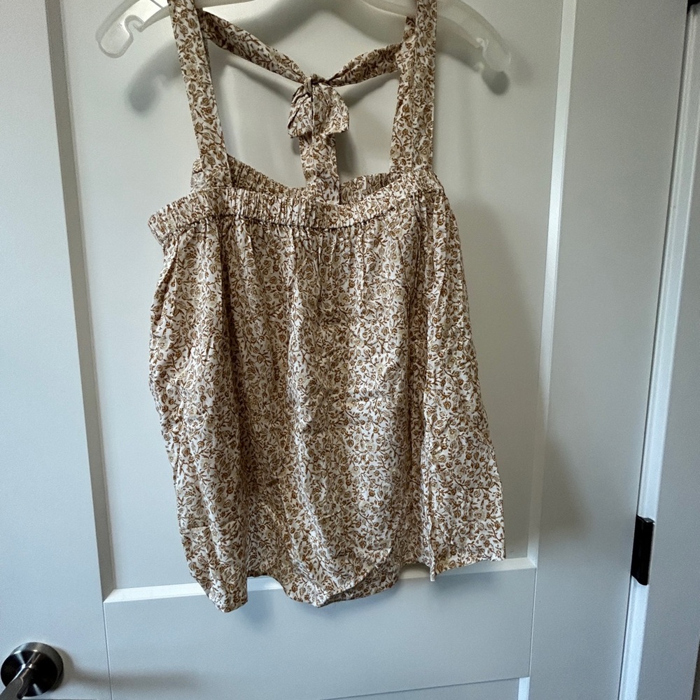 Size large cropped summer top